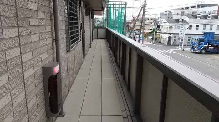 プレミール日吉のその他共用部分|共有廊下