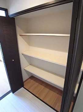 ライオンズマンション板橋大山第6の収納|たっぷりとした収納スペースです
