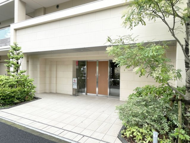 サンメゾン平塚代官町のエントランス|エントランス部分です。