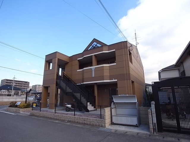 奈良市菅原東２丁目のアパート