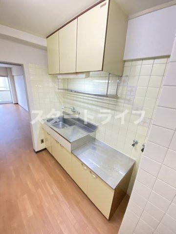 大阪市淀川区西宮原３丁目の賃貸マンションのキッチン