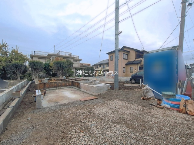 上尾市仲町2丁目3棟　新築一戸建て　ブルーミングガーデン　02