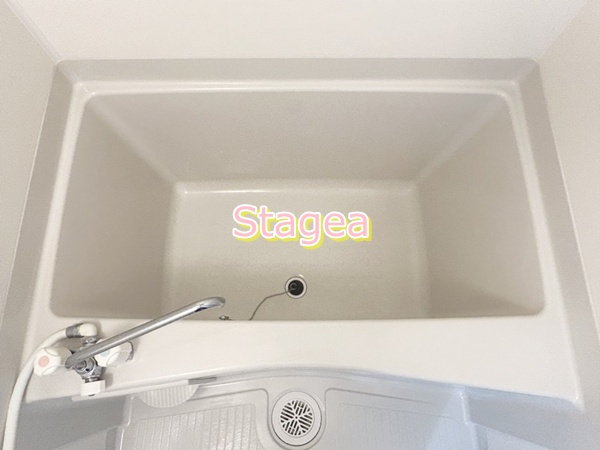 ノワール指扇の浴室
