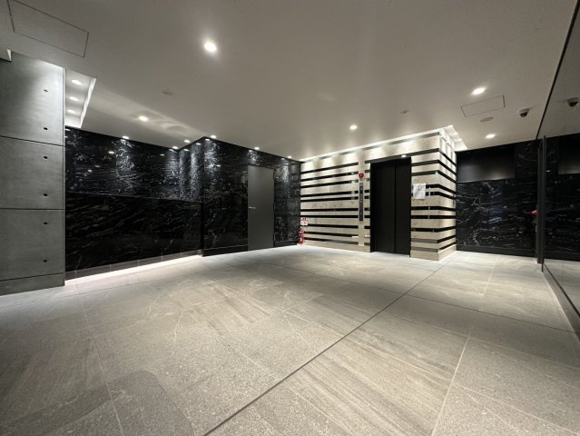 S-RESIDENCE谷町五丁目のロビー