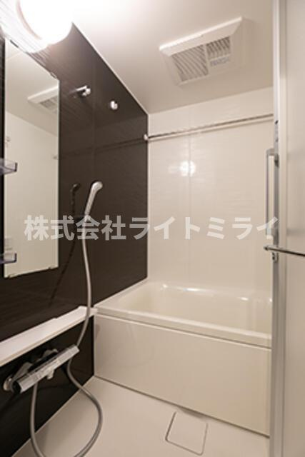 ブリックコート神田錦町の浴室|※写真は同タイプ住戸です。