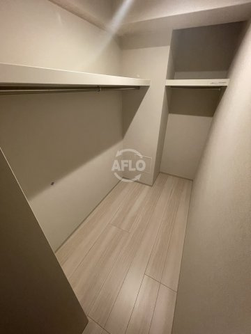 シンセリティ大淀　豊崎本庄小学校区の収納|シンセリティ大淀　ウォークインクローゼット