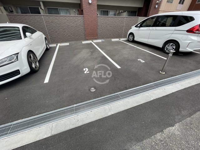 シンセリティ大淀　豊崎本庄小学校区の駐車場|シンセリティ大淀　駐車場