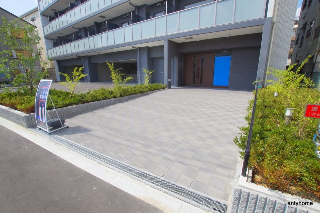 プランドール新大阪SOUTHレジデンス　仲介手数料無料のエントランス