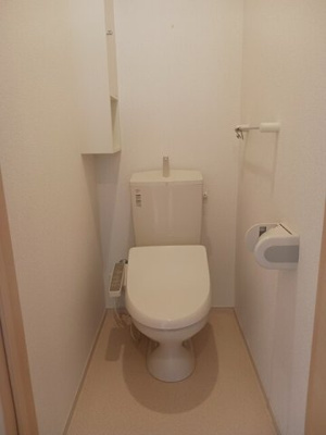 【トイレ】 | アーデン西浜　Ⅵ | ゆったりとした空間のトイレです