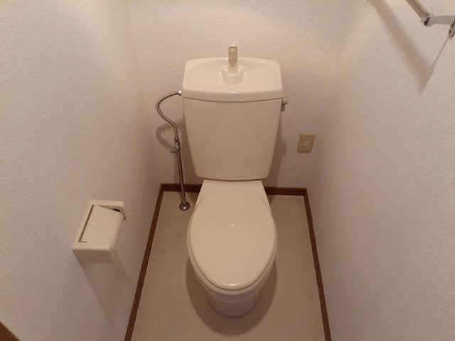 ヴィラ・グランチェスタのトイレ|落ち着いたトイレです