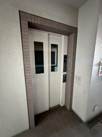 サンラトール甲陽園の外観