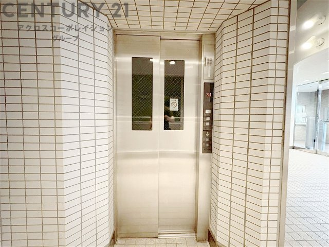 エレベーター付き