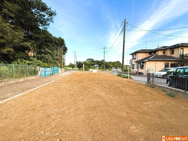 岩槻区鹿室『北区画』の外観