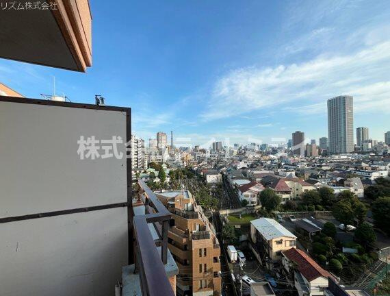 リレント新宿の展望