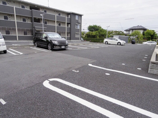 【駐車場】 | アルヴェアーレⅡ | 駐車場