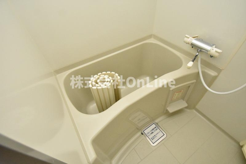 東大阪市高井田本通７丁目の賃貸マンションの浴室