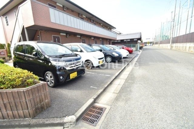 【駐車場】