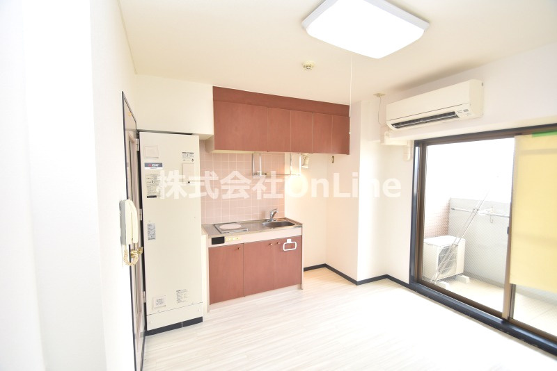 東大阪市川俣１丁目の賃貸マンションの居間・リビング