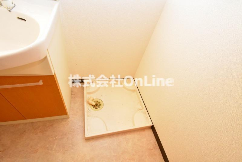 東大阪市吉田本町１丁目の賃貸マンションの洗面所