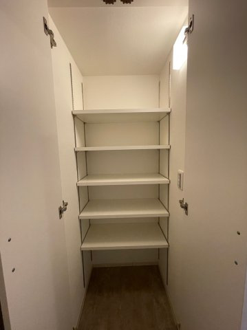 レジデンシア泉Ⅰ　名古屋市賃貸　仲介手数料無料の玄関|同物件別部屋