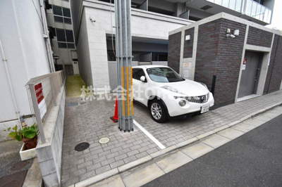 【駐車場】 | Shining布施離宮