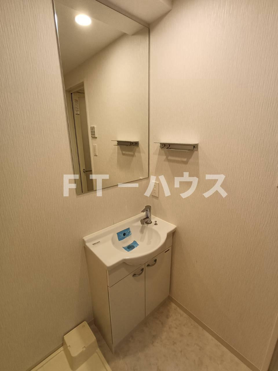 N-stage東中山の独立洗面台