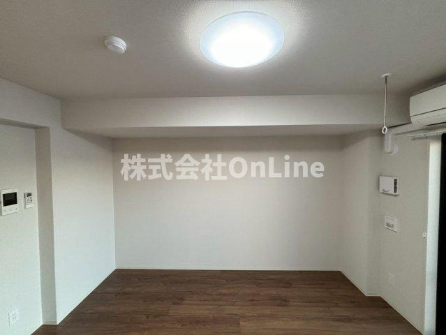 【寝室】