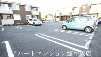 【駐車場】 | アリエッタ牧園　Ｂ