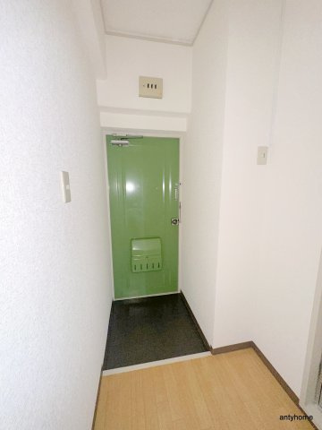 メゾンブランカの玄関