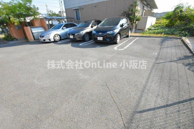 【駐車場】