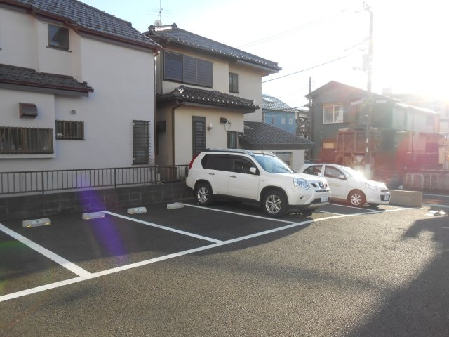 TwinCourt　IVの駐車場