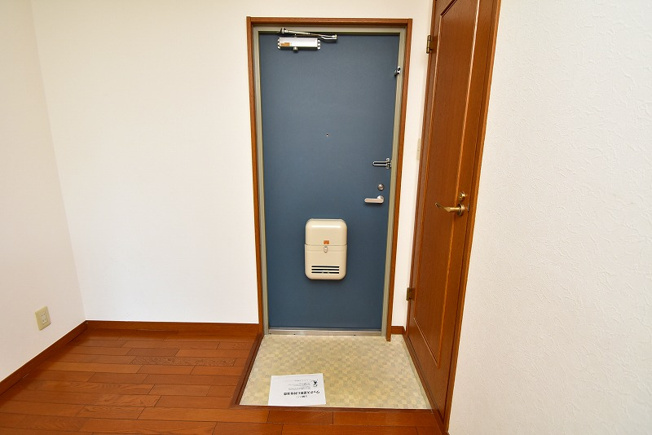 【玄関】