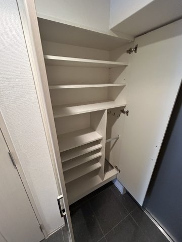 BLAU本町東の収納