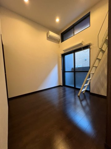 エリュート　名古屋市賃貸　仲介手数料無料の居間・リビング