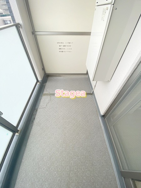 Iris与野本町のバルコニー