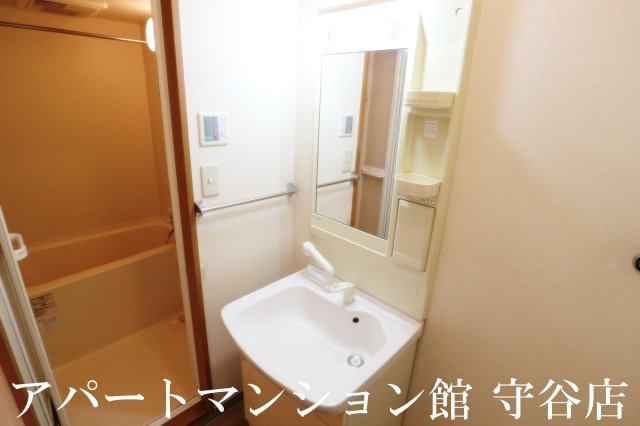 ＡＵＴＨＯＲ千草Ⅰの独立洗面台