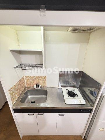 ステイタス難波のキッチン