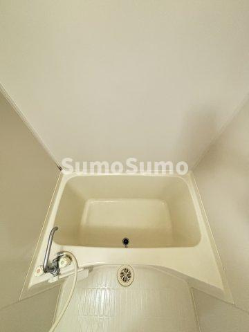 ステイタス難波の浴室