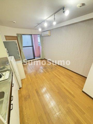 ステイタス難波の寝室