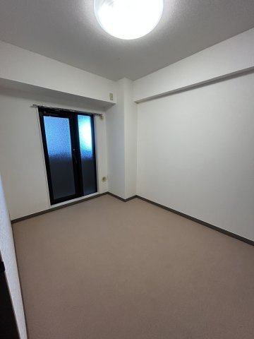 ライオンズマンション筑波学園都市の洋室|4.6帖洋室（ｶｰﾍﾟｯﾄ敷）