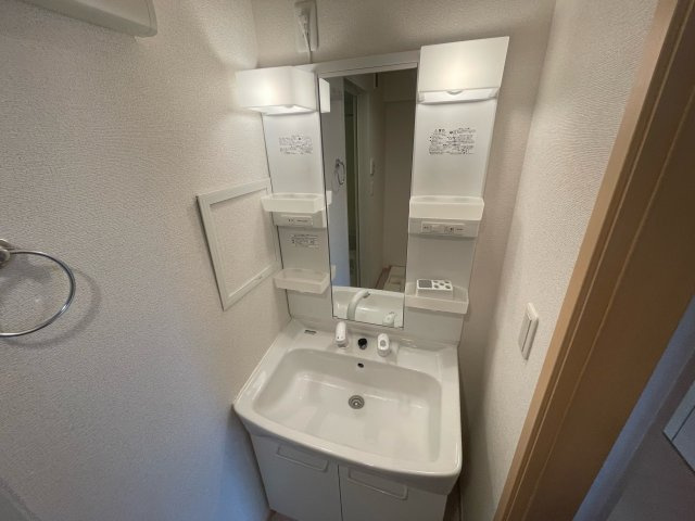 洗髪洗面化粧台付き♪