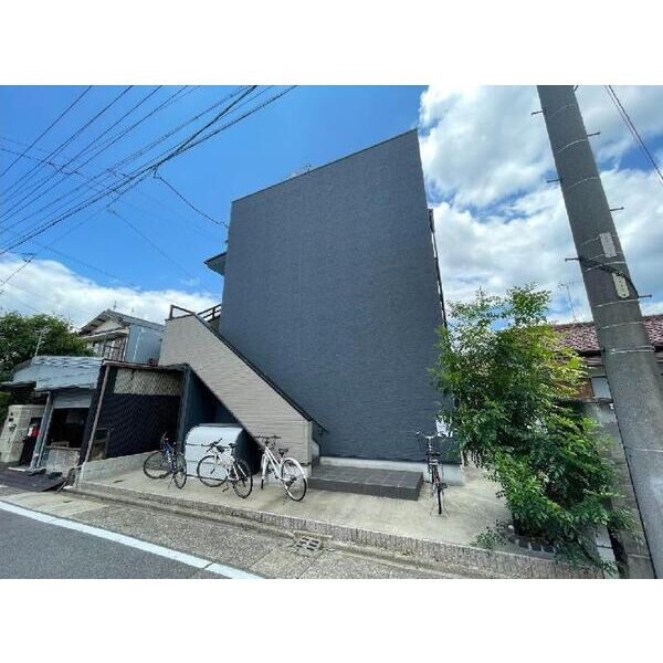アソシエⅢ(アソシエスリー)　名古屋市賃貸　仲介手数料無料のバルコニー