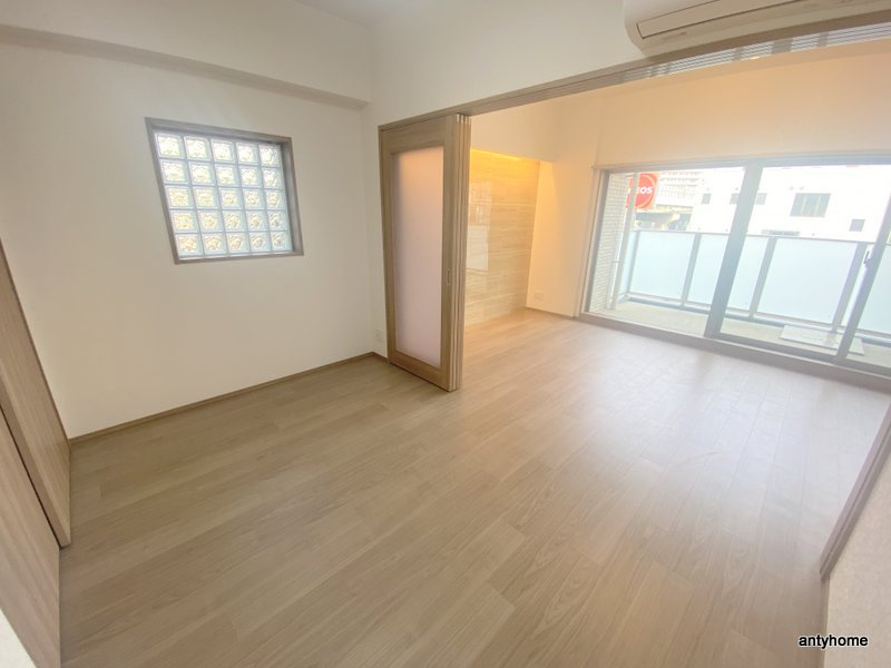 プレジオ荒本新町　仲介手数料無料の寝室