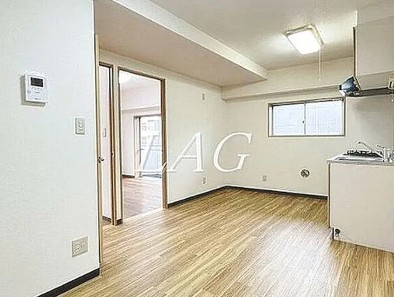 【居間・リビング】 | 信越ビル | 洋室のお部屋です。