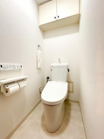 ヴィンテージコート兵庫のトイレ|2025年10月　トイレ新調
ウォシュレット付き