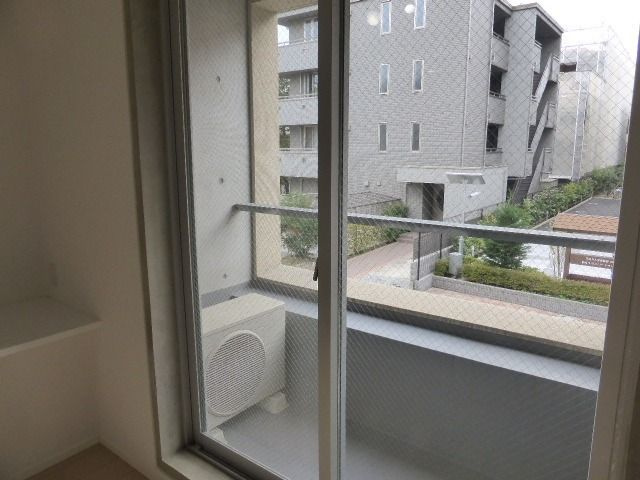 バージュアル武蔵小杉のバルコニー