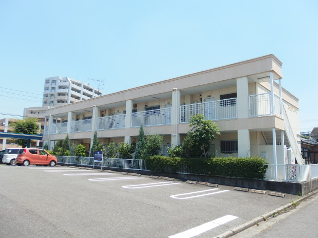 ゴールデンドーンの外観