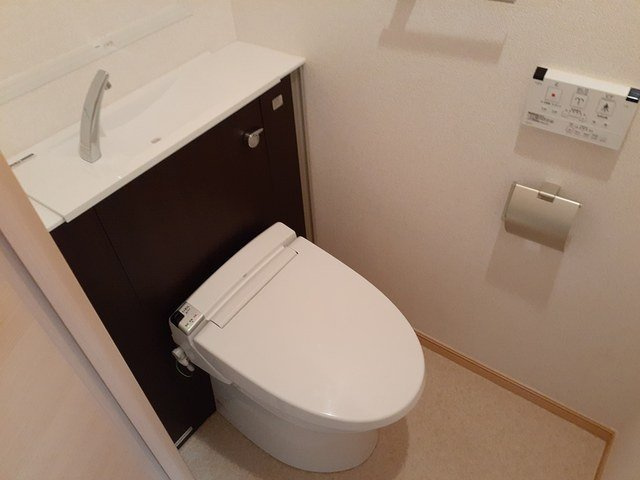 レユシール　エムのトイレ|コンパクトで使いやすいトイレです
