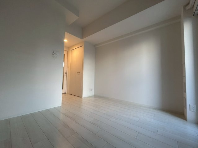 エスリードレジデンス大阪本町の洋室