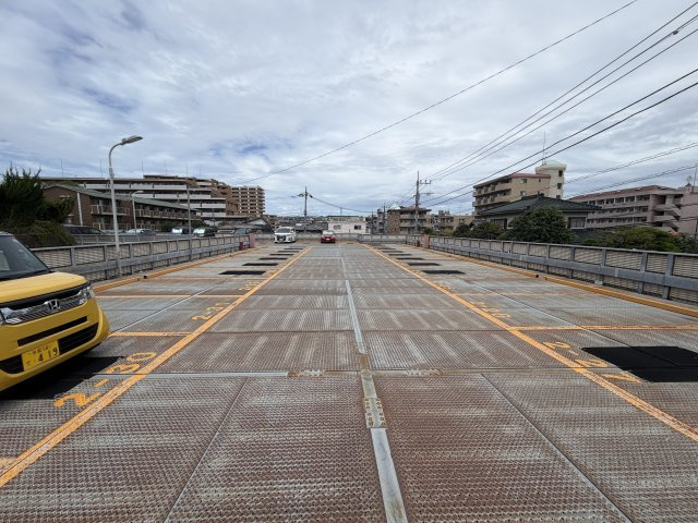 多摩市永山１丁目の駐車場の駐車場